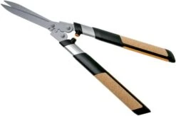 Fiskars Quantum Hedge Shears -Chic Outdoor Equipment F1001449 02 fiskars quantum