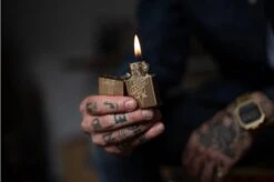 Knivesandtools Zippo Brass Brushed Knife, Bronze, Lighter -Chic Outdoor Equipment KTZPBRASSKNIFE 09 KATOZIPPO