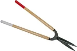 Okatsune Hedge Shears No.214 With Broad Shoulders -Chic Outdoor Equipment OSKST214 02 okatsune oskst214 02