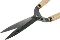 Okatsune Hedge Shears No.214 With Broad Shoulders -Chic Outdoor Equipment OSKST214 03 okatsune oskst214 03