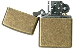 Zippo Flat Bottom Antique Brass 60001567, Lighter -Chic Outdoor Equipment ZP201FB 000120 03 zippo 1